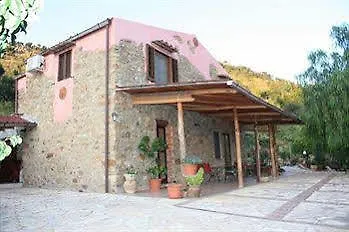 Alla Finestra Sul Parco Cefalú Casa rural